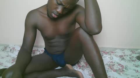 Tris6 online show from November 7, 1:02 pm