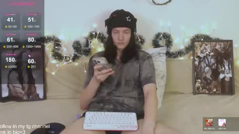 Max  online show from February 4, 5:06 pm