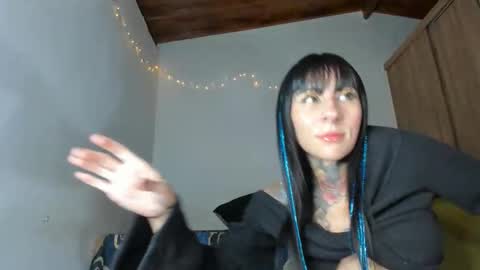 Tristan And Samara online show from April 11, 1:10 am