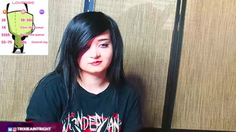 Snapshot of trixiedoescamcam chatting on September 30, 6:07 pm trixiedoescamcam online show from September 30, 6:07 pm