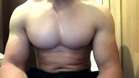 Troncq online show from April 28, 10:30 am