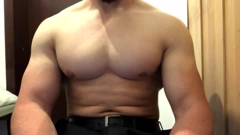 Troncq online show from April 29, 1:16 pm