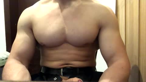 Troncq online show from April 8, 7:50 pm