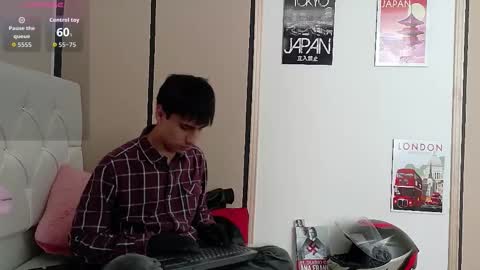 Troy online show from October 20, 8:47 pm