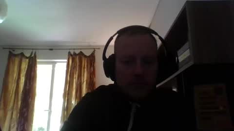 truble_again online show from April 15, 9:56 am