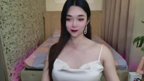 ts_yoshi_ online show from April 6, 1:14 am