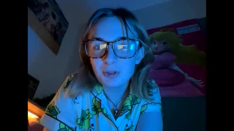 Ava online show from February 2, 2:42 am