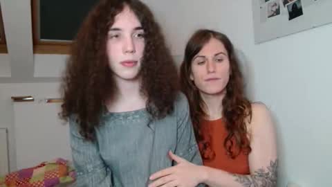 TSBubbles online show from October 16, 8:29 pm