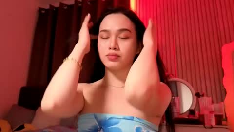 Bella Ratbu online show from November 26, 7:05 am