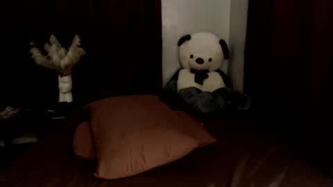 Julie online show from February 11, 3:54 am