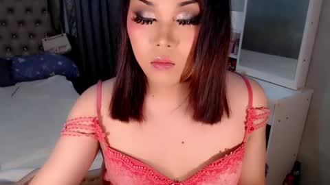 jayvie online show from June 3, 4:45 pm