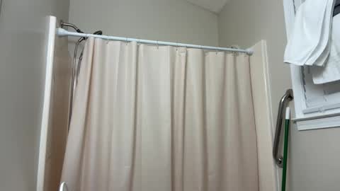 tstwbtsb online show from April 13, 8:40 am