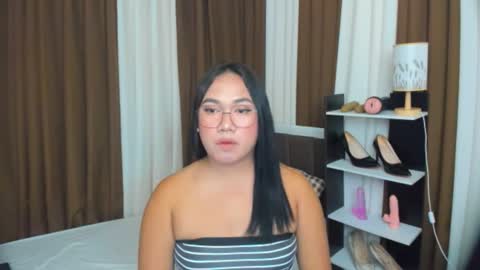 Snapshot of tsuncutkaren chatting on September 22, 6:45 pm Karen Oquio online show from September 22, 6:45 pm