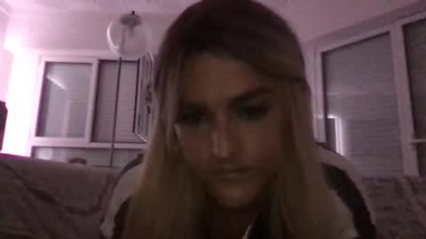 tsvalentina69 online show from May 23, 11:12 pm