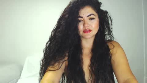 Snapshot of tuti_sex chatting on October 12, 11:06 pm tuti online show from October 12, 11:06 pm