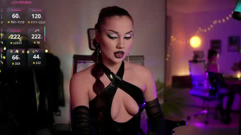 Miss Veth online show from May 23, 5:25 am