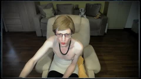 Clementine online show from March 5, 12:03 pm