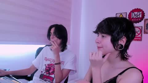 Eve  Lili online show from March 20, 4:01 pm