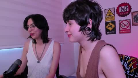 Eve  Lili online show from March 6, 9:58 pm