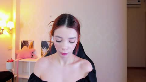 twin_kies online show from February 22, 10:12 pm