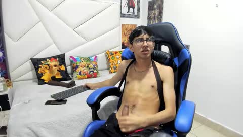 Snapshot of twink_joss chatting on October 14, 8:45 pm twink_joss online show from October 14, 8:45 pm
