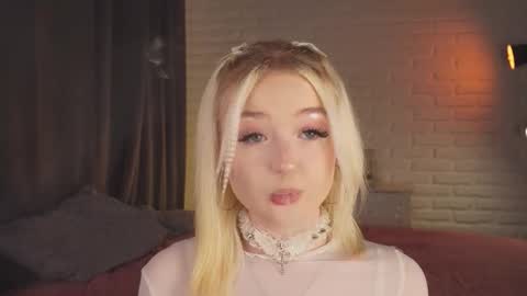 twinklefluff online show from October 16, 4:06 pm