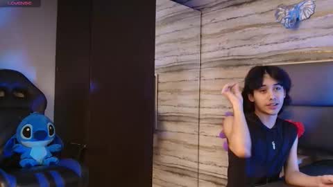 twinslovers_ online show from February 19, 4:22 am