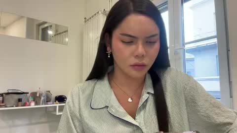 REIGNEASIA online show from January 8, 2:45 pm