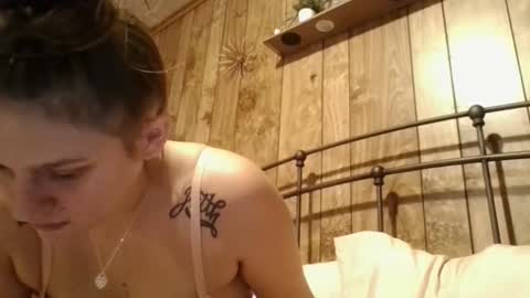 twizzler_twizzle online show from November 24, 9:35 pm