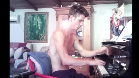 TobeBritta online show from November 11, 2:30 pm