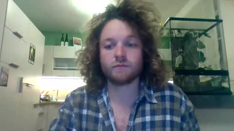 tworoardsdiverge online show from November 26, 11:12 pm