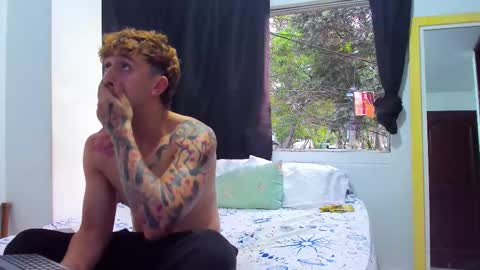 Matias online show from November 3, 10:22 pm