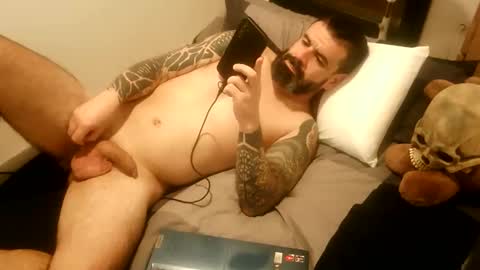 Snapshot of txalkan6060 chatting on October 6, 11:44 pm txalkan6060 online show from October 6, 11:44 pm