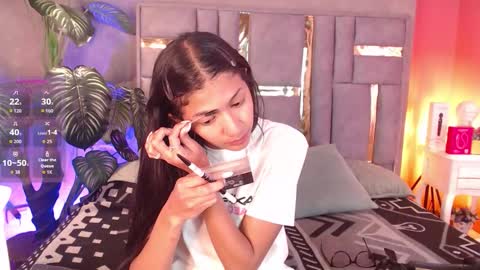 Snapshot of tyla_ks chatting on September 20, 8:01 pm tyla_ks online show from September 20, 8:01 pm