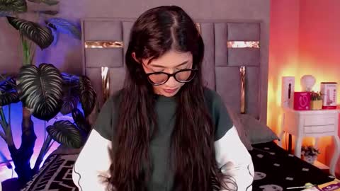 Snapshot of tyla_ks chatting on September 13, 8:22 pm tyla_ks online show from September 13, 8:22 pm