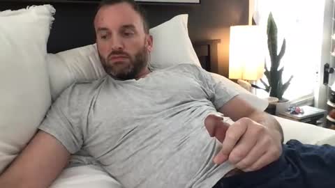 tyler4601 online show from April 19, 8:00 pm