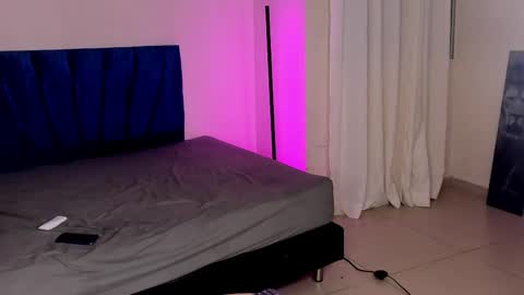 tyler_bell_ online show from April 11, 7:45 am