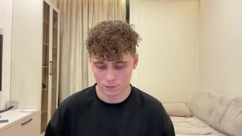 tyler_garrner online show from March 2, 5:30 pm