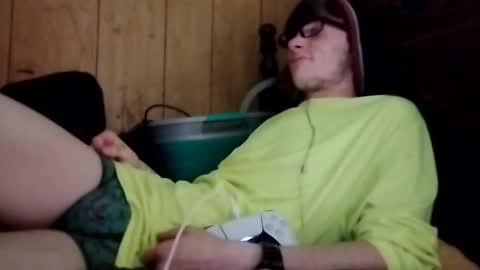 Tyler online show from November 11, 4:25 am