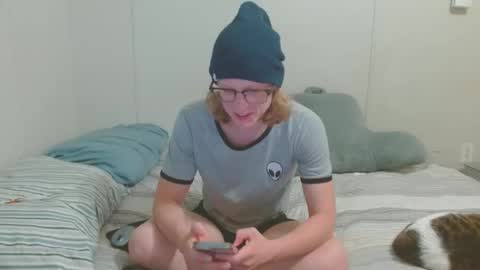 Snapshot of tyyyler93 chatting on March 11, 5:02 am TylerAlternative online show from March 11, 5:02 am