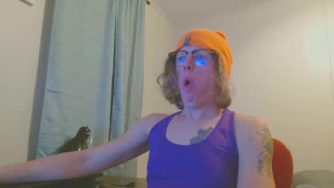 Snapshot of tyyyler93 chatting on December 4, 5:43 am TylerAlternative online show from December 4, 5:43 am