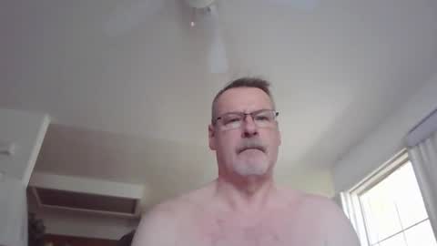 Ubes online show from March 23, 9:09 pm