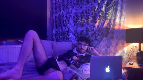 uhhstephen online show from December 20, 9:44 pm