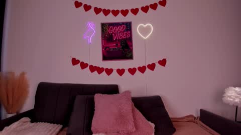 Naomi online show from March 21, 7:58 am