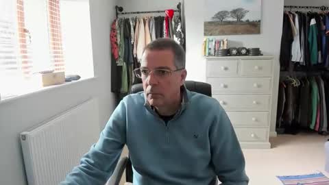 John online show from May 12, 8:34 am