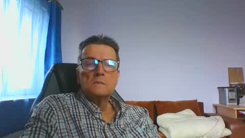 ulmeni4 online show from November 28, 9:27 am