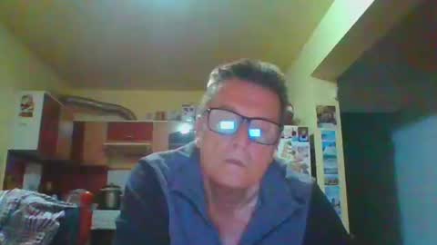 ulmeni4 online show from May 3, 7:09 pm