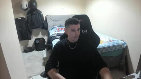 hi im mike tyson -  online show from April 22, 9:33 pm