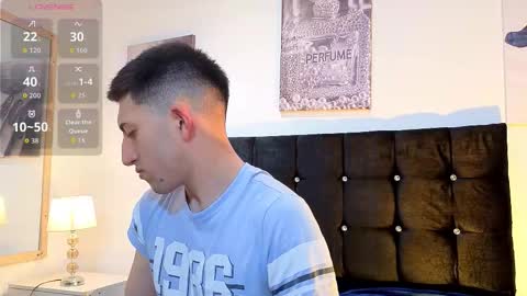 un_sluttyy online show from February 17, 11:20 am