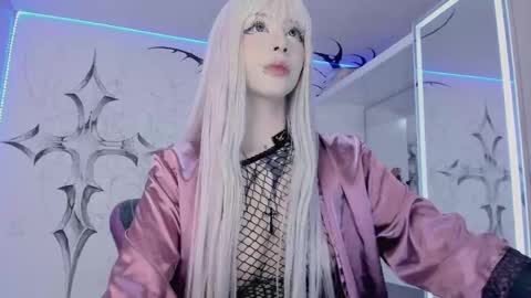 Elle Danielle  online show from February 10, 3:35 am